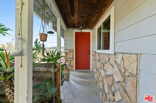 5810 Burwood Ave, Los Angeles, CA, 90042 | Card Image
