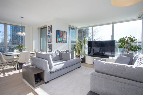 302-1438 Richards St, Vancouver, BC, V6Z3B8 | Card Image