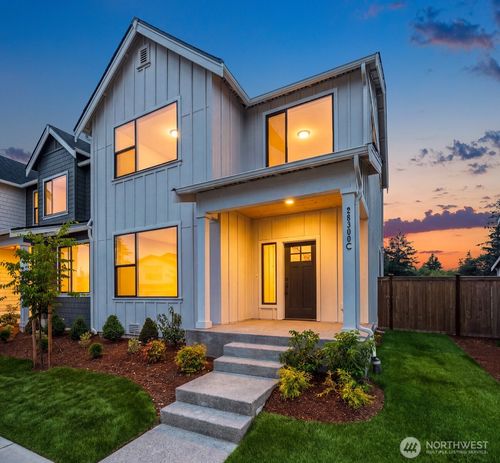 c-28304 74th Dr Nw, Stanwood, WA, 98292 | Card Image