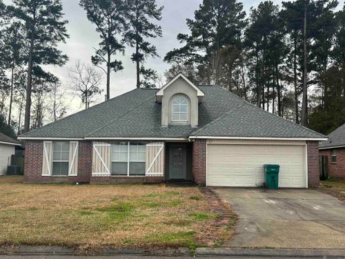 12738 Bonnie Bleu Dr, Denham Springs, LA, 70726-6557 | Card Image