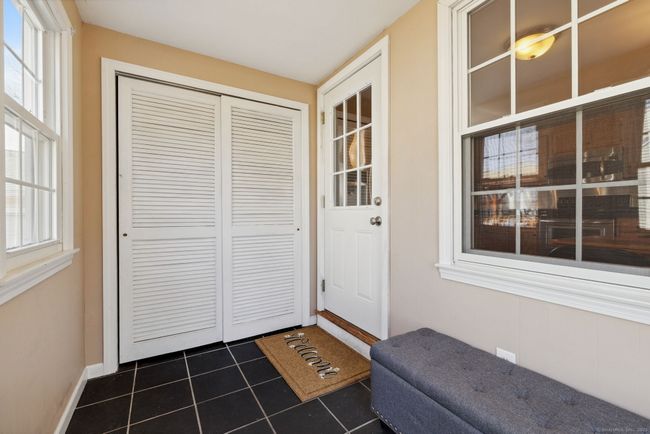 11 Fern St, House other with 4 bedrooms, 2 bathrooms and null parking in Windsor Locks CT | Image 28