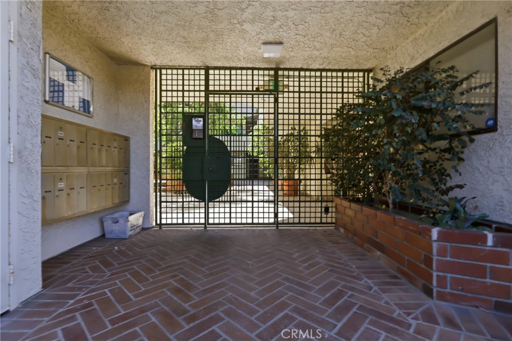 Residential in Los Angeles 4