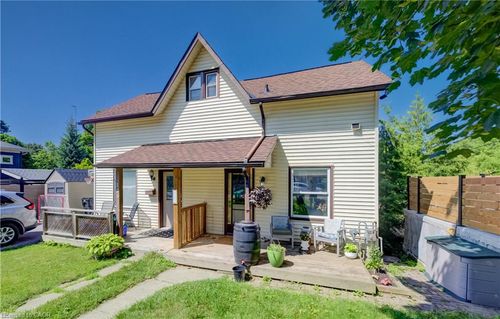 127 Henderson St, Cambridge, ON, N3C2G3 | Card Image