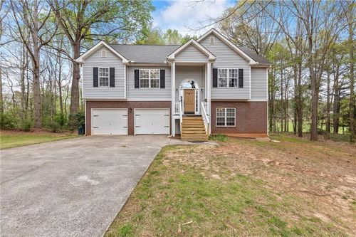 1303 Post Oak Ct, Winder, GA, 30680-3355 | Card Image