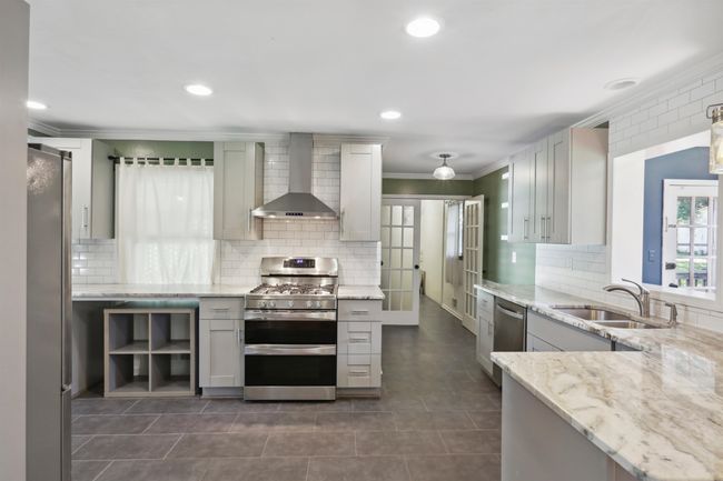 5126 Apollo Ln Sw, House other with 4 bedrooms, 2 bathrooms and null parking in Lilburn GA | Image 10