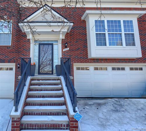 34-764 Red Run Dr, Troy, MI, 48085-1353 | Card Image