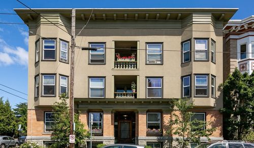 14-1732 15th Ave, Seattle, WA, 98122-2611 | Card Image