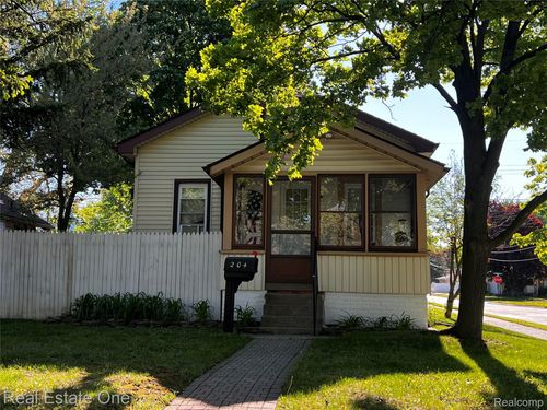 204 N Marias Ave, Clawson, MI, 48017-1445 | Card Image