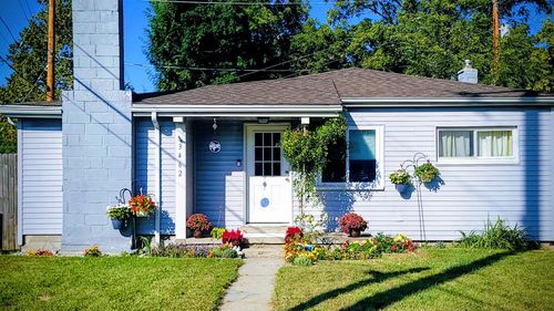 3462 Pershing St, Wayne, MI, 48184-1182 | Card Image