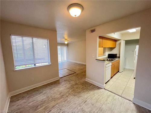 apt-617-2885 Winkler Ave, FORT MYERS, FL, 33916-9378 | Card Image