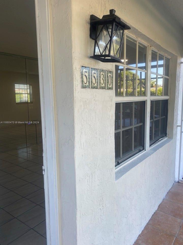 1st Ct, Hialeah, FL 33012