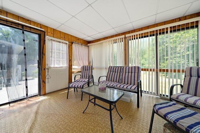 108 Acorn St, House other with 4 bedrooms, 2 bathrooms and 6 parking in Marshfield MA | Image 4