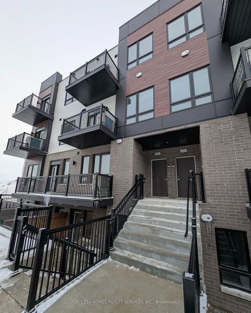 m3-40 Palace St, Kitchener, ON, N2E0J3 | Card Image