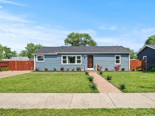 7937 Lotus Ave, Burbank, IL, 60459-2042 | Card Image