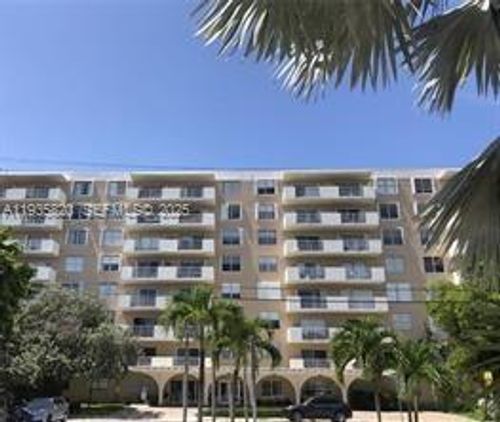 apt-3o-1455 N Treasure Dr, North Bay Village, FL, 33141-4182 | Card Image