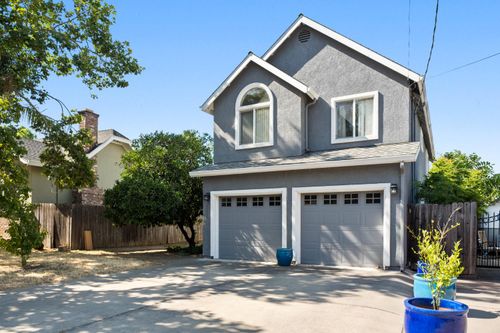 5358 J Street, Sacramento, CA, 95819 | Card Image