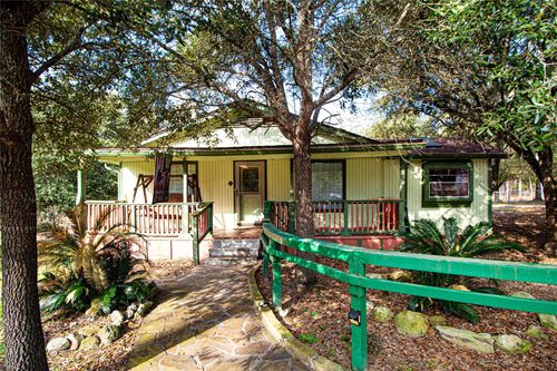 208 Gardenia St, Onalaska, TX, 77360-7596 | Card Image