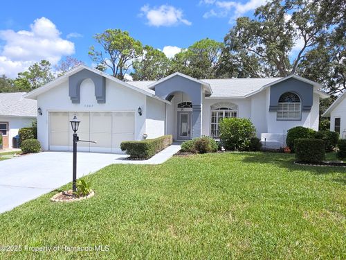 7009 Rolling Green Dr, Spring Hill, FL, 34606-3664 | Card Image