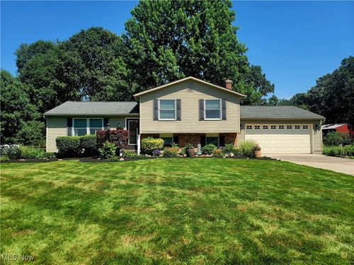 2977 Pirates Cv, Aurora, OH, 44202-8512 | Card Image
