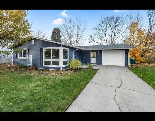 838 W 67th Ln, Merrillville, IN, 46410-3305 | Card Image