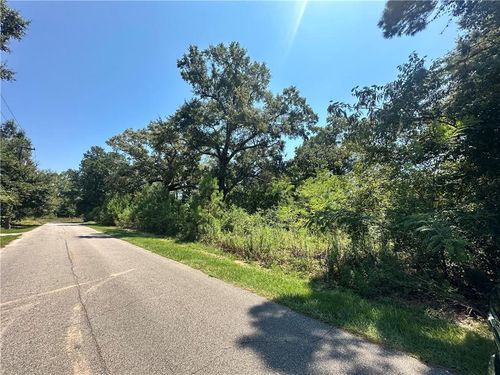 8005 Alabama St, Citronelle, AL, 36522-2154 | Card Image