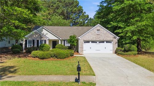 414 Silverthorn Dr Nw, Marietta, GA, 30064-1068 | Card Image