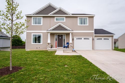 4240 Butternut Dr, Wayland, MI, 49348-9198 | Card Image