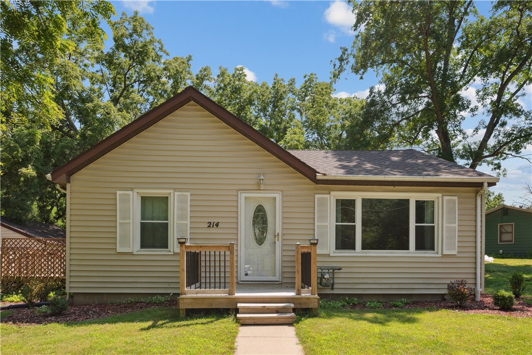 Hickory Dr, Ames, IA 50014