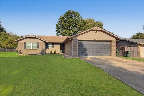 811 Sherwood St, Muskogee, OK, 74403 | Card Image