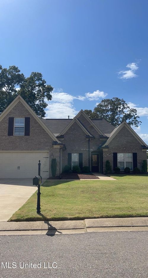7497 Redberry Dr, Horn Lake, MS, 38637-9507 | Card Image