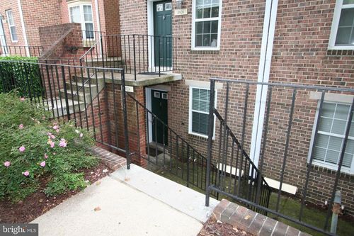 3924-3924 Chesterwood Dr, SILVER SPRING, MD, 20906-2865 | Card Image