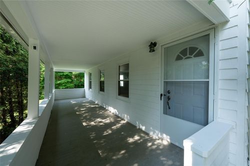 414 Bear Ridge Rd, Pleasantville, NY, 10570-2501 | Card Image