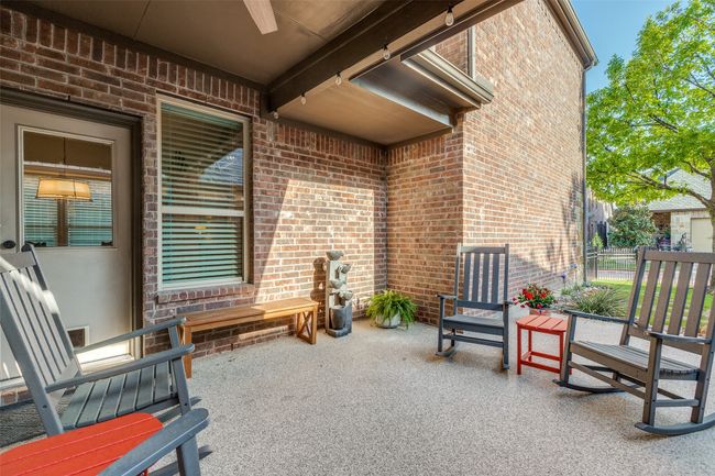 Extended covered and open patio space | Image 10