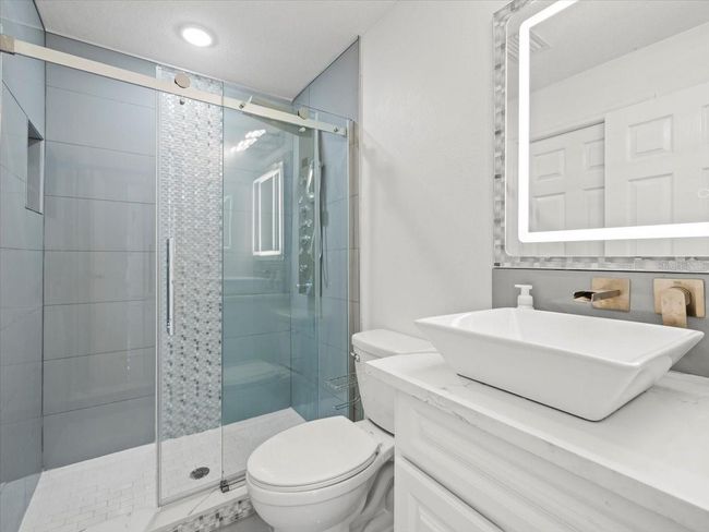 9701 Hidden Cove Ct, House other with 5 bedrooms, 3 bathrooms and null parking in Tampa FL | Image 25