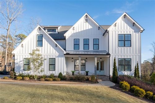 15775 Bon Endriot Dr, Milton, GA, 30004-7376 | Card Image