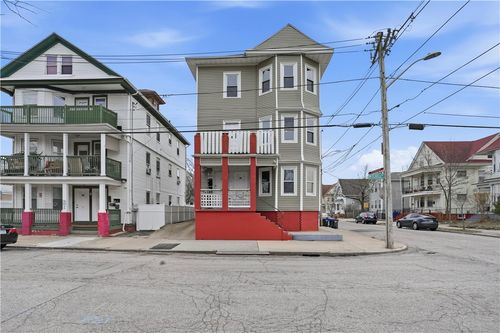 38 Mitchell St, Providence, RI, 02907-1613 | Card Image
