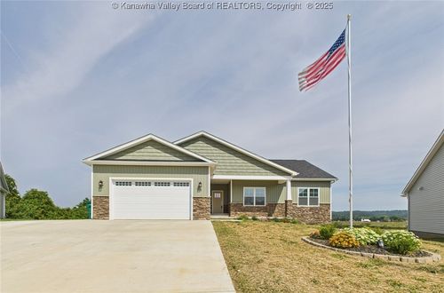 116 Lenore Cir, Fraziers Bottom, WV, 25082-9000 | Card Image