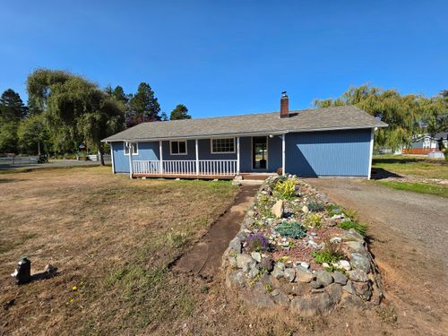 63680 Wallace Rd, Coos Bay, OR, 97420-8777 | Card Image