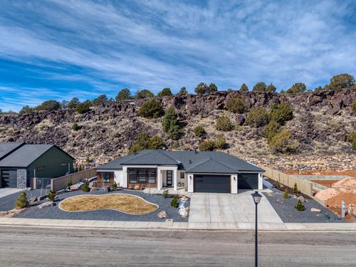 2274 S Canyon Cir, Cedar City, UT, 84720-1256 | Card Image