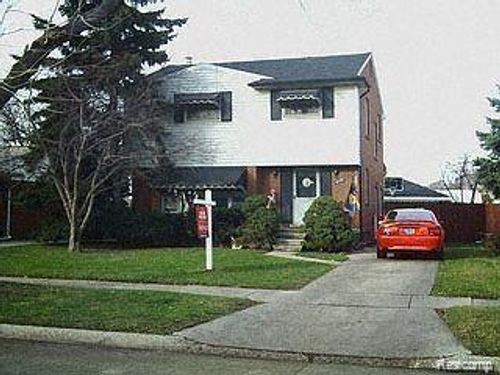 18259 Spring Ct S, Fraser, MI, 48026-2431 | Card Image