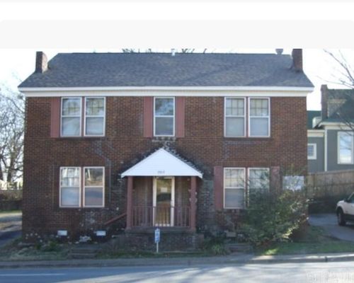 e-2317 W Markham St, Little Rock, AR, 72205-6158 | Card Image