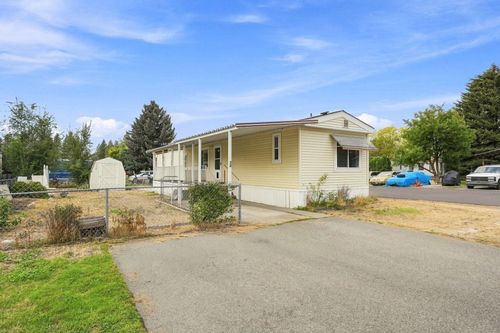 3925 E Farwell Rd, Mead, WA, 99021-9563 | Card Image