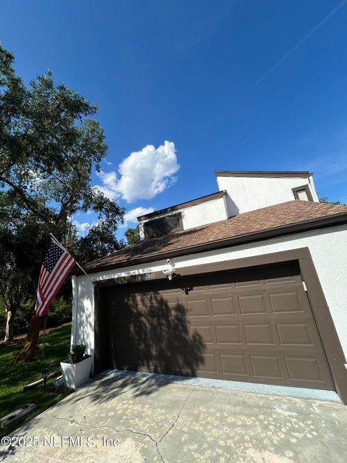 7805 Baymeadows Cir W, Jacksonville, FL, 32256-1822 | Card Image