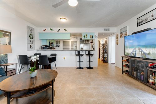 apt-104e-3930 S Roosevelt Blvd, Key West, FL, 33040-5202 | Card Image
