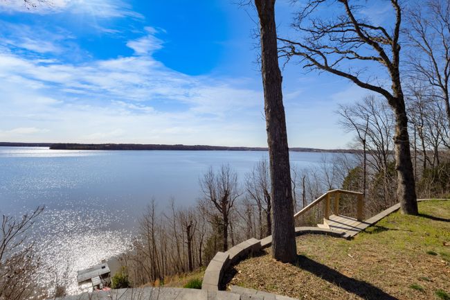 591 Shore Dr, House other with 3 bedrooms, 2 bathrooms and 2 parking in Big Sandy TN | Image 17