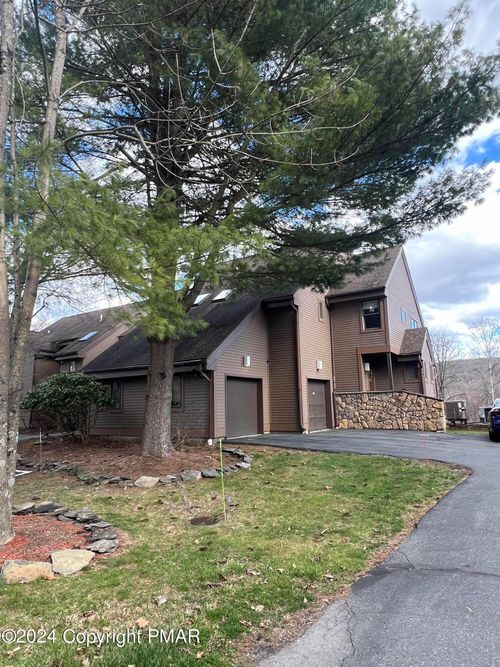 41 D Sky View Dr, East Stroudsburg, PA, 18302 | Card Image