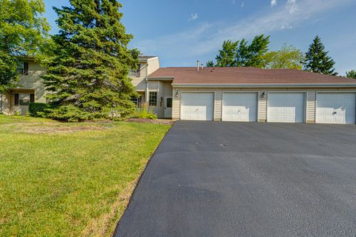 apt-c-556 E Shag Bark Ln, Streamwood, IL, 60107-6824 | Card Image