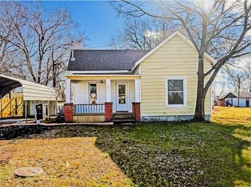 604 E 6th St, Altamont, KS, 67330-9392 | Card Image