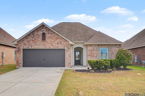 32440 Curtis Cv, Denham Springs, LA, 70706-2915 | Card Image