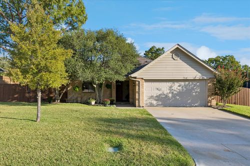200 Marseille Drive, Hurst, TX, 76054 | Card Image